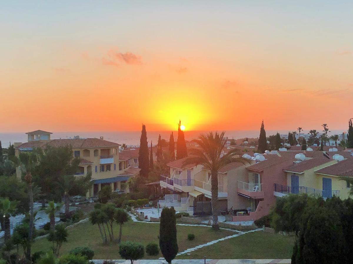 Regina Gardens, Phase 1 Appartement Paphos Buitenkant foto