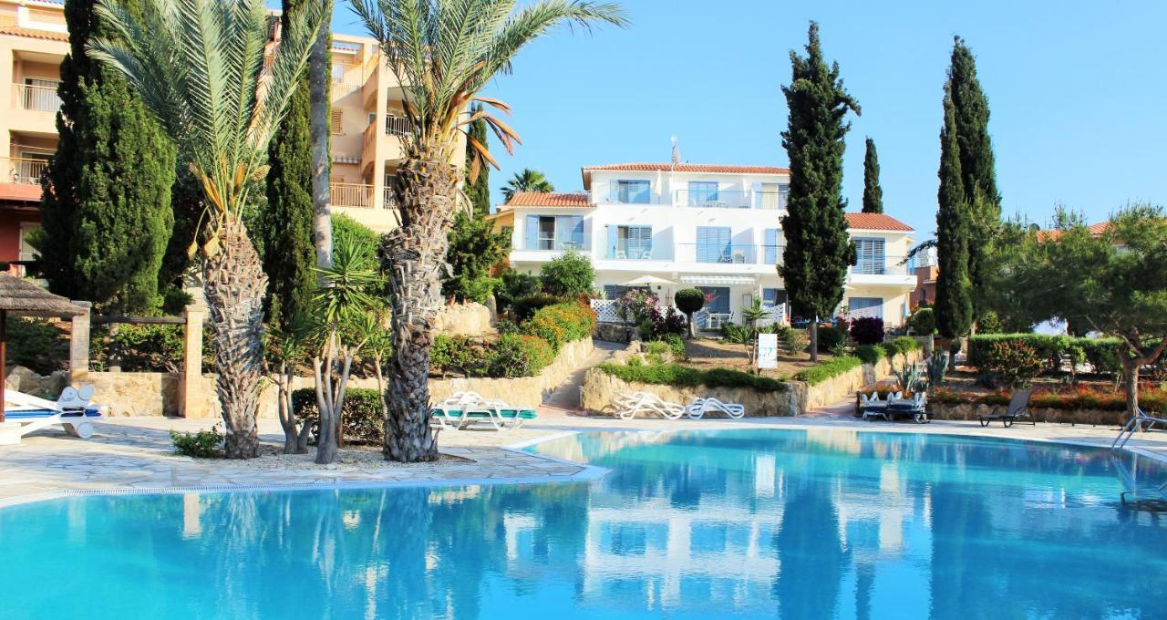 Regina Gardens, Phase 1 Appartement Paphos Buitenkant foto