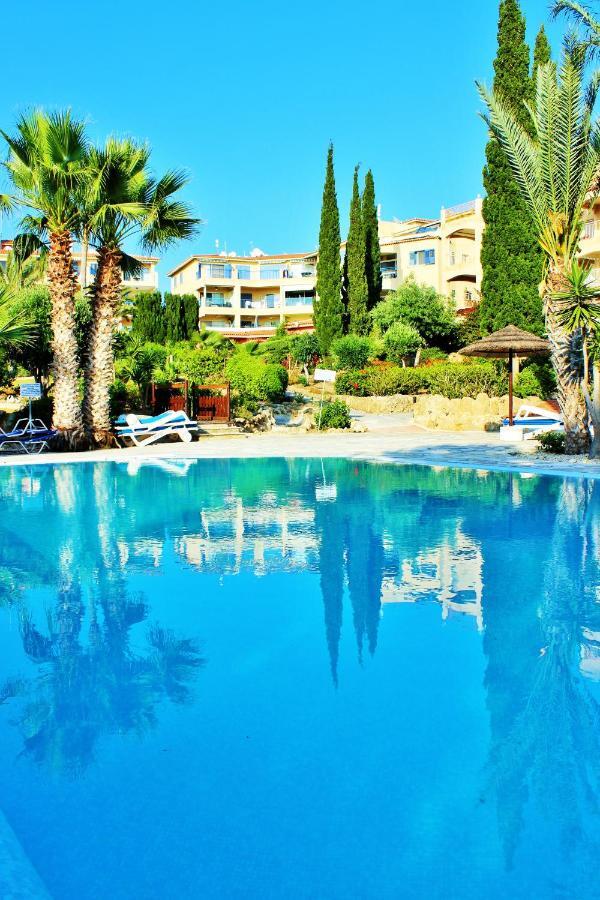 Regina Gardens, Phase 1 Appartement Paphos Buitenkant foto